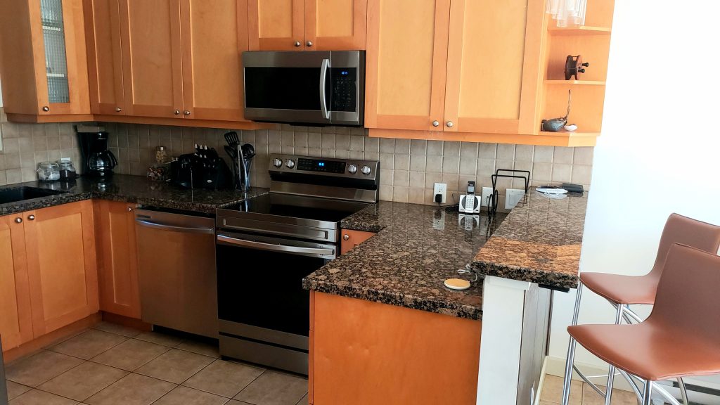 Sooke Harbour Hideaway