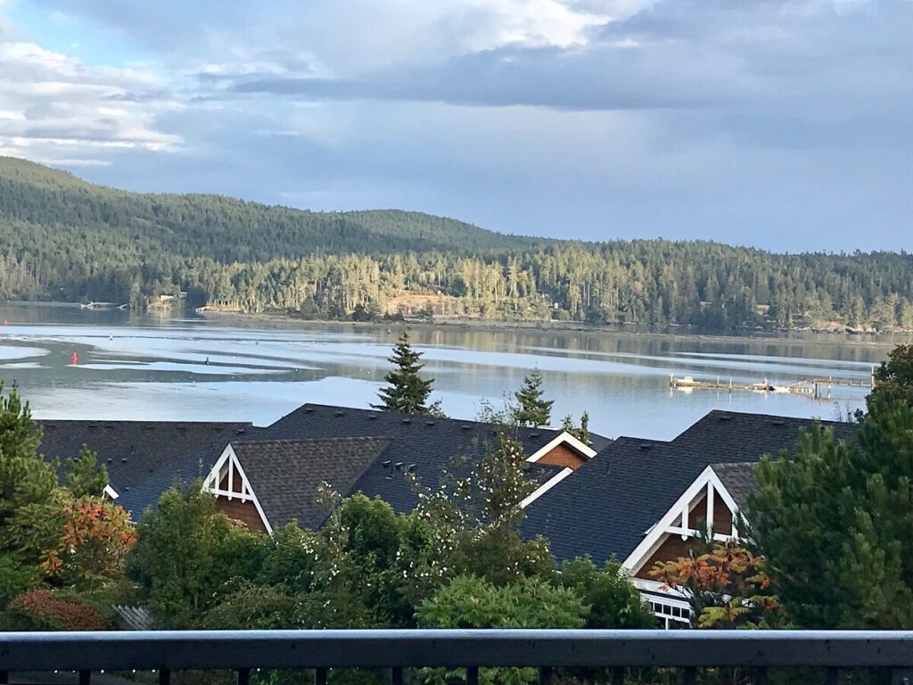 Sooke Harbour Townhouse