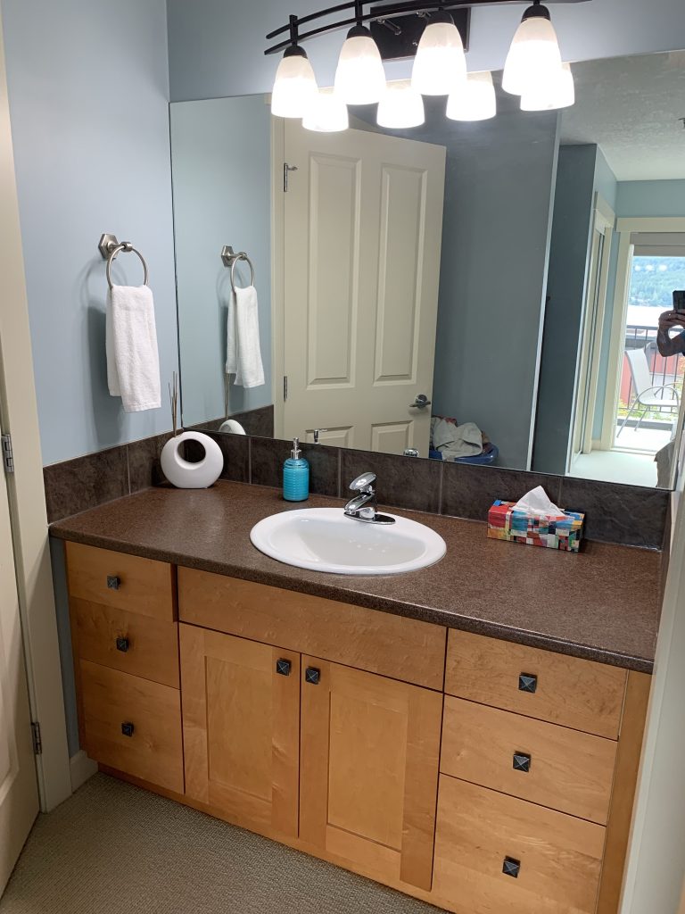 Ocean View Townhome - Sooke Harbour Marina