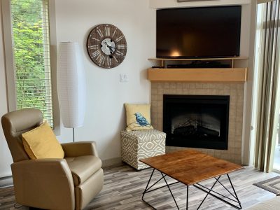Sooke Harbour Hideaway