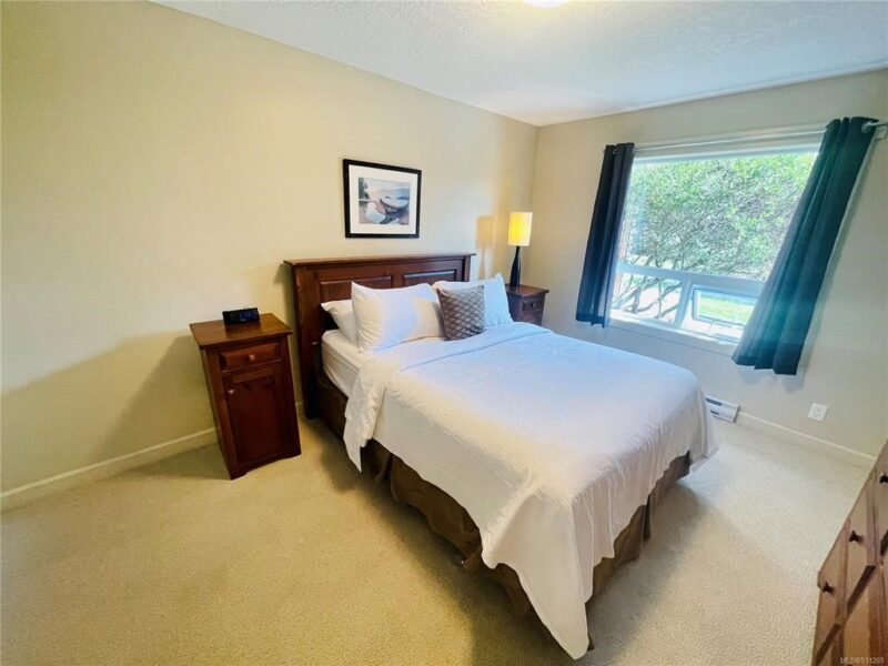 Ocean View Townhome - Sooke Harbour Marina