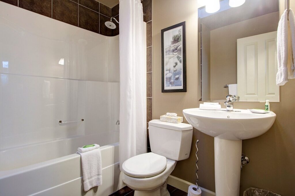 Sooke Oceanview Penthouse