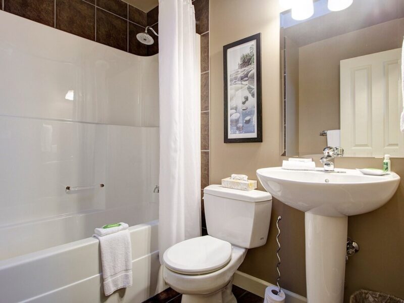 Sooke Oceanview Penthouse